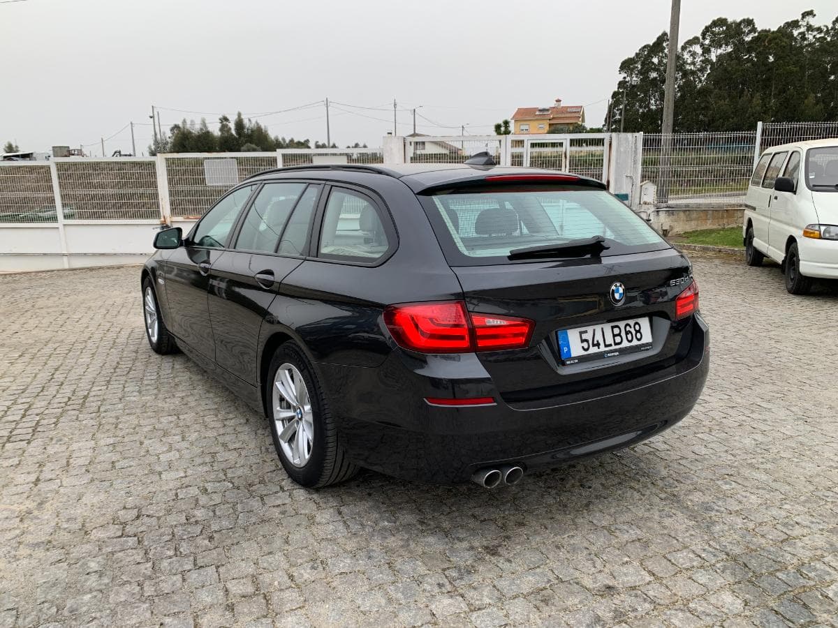 BMW 530D Touring · Ano 2010 — imagem 6