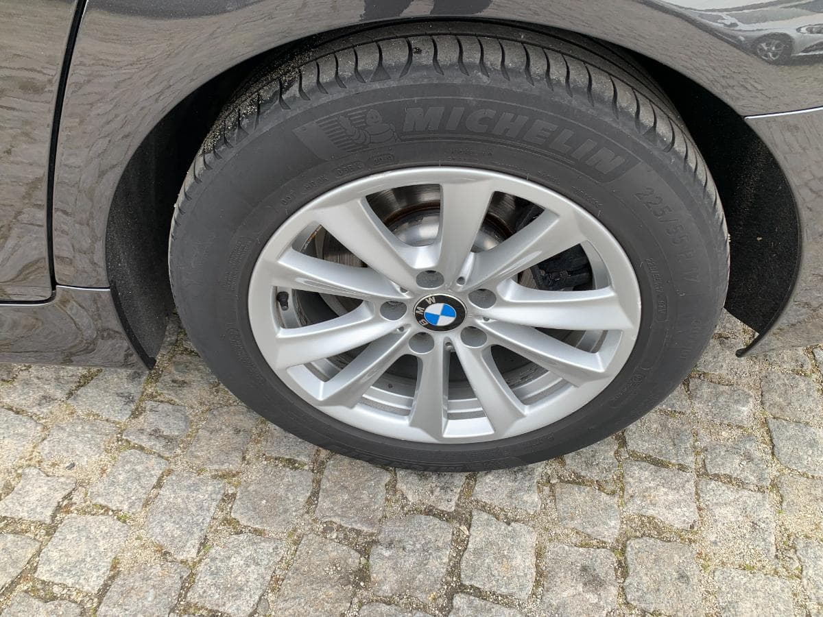 BMW 530D Touring · Ano 2010 — imagem 9
