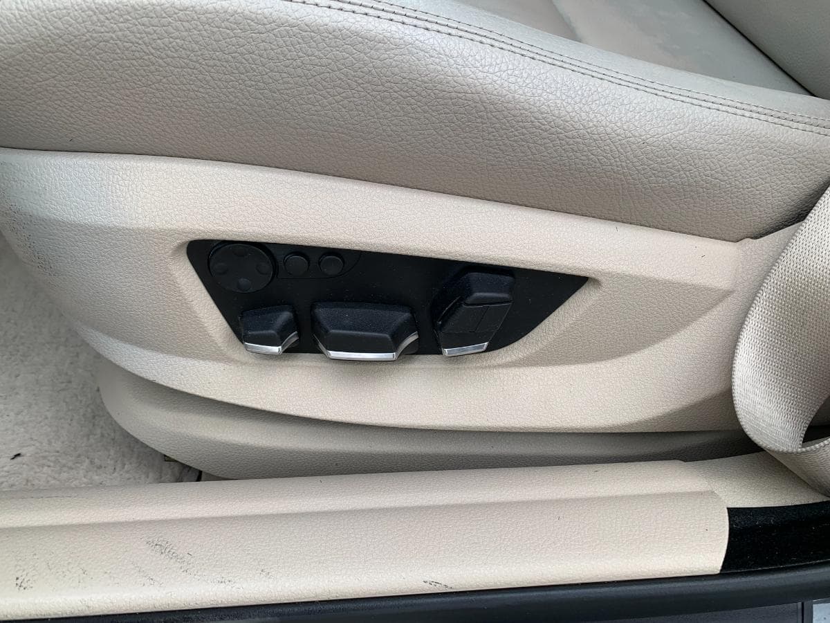 BMW 530D Touring · Ano 2010 — imagem 21