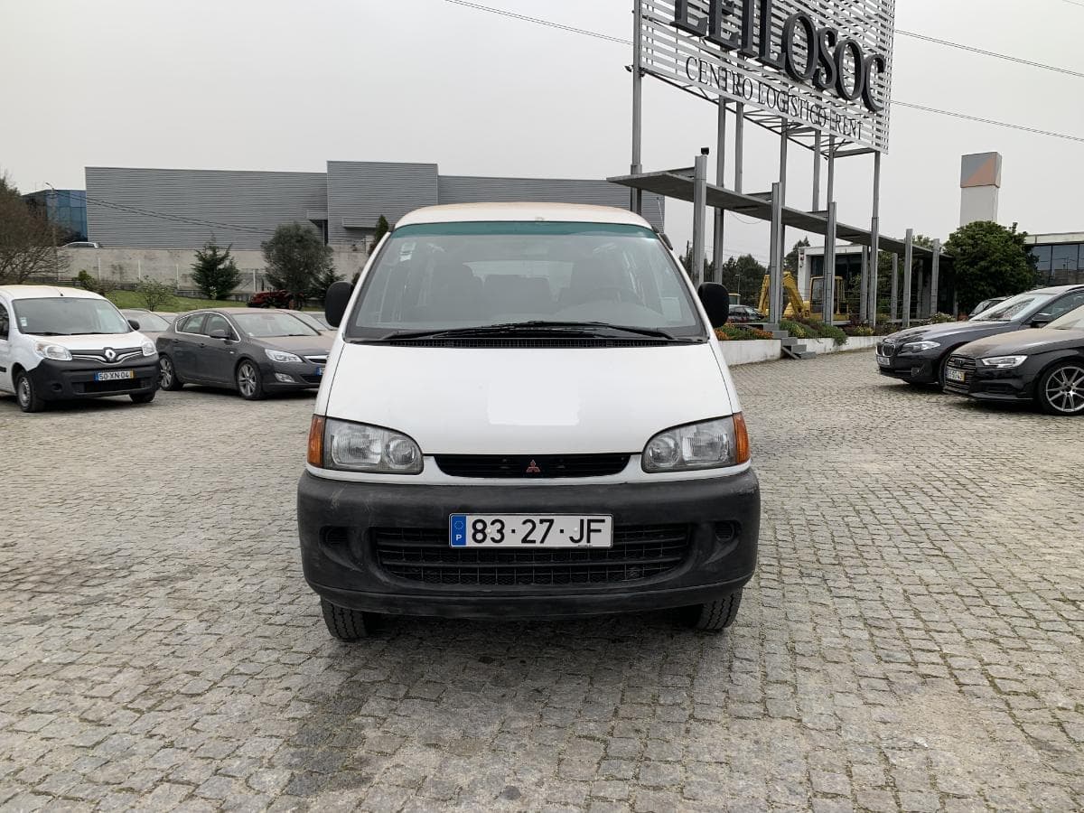 Mitsubishi L400 2500TD · Ano 1997 — image 2