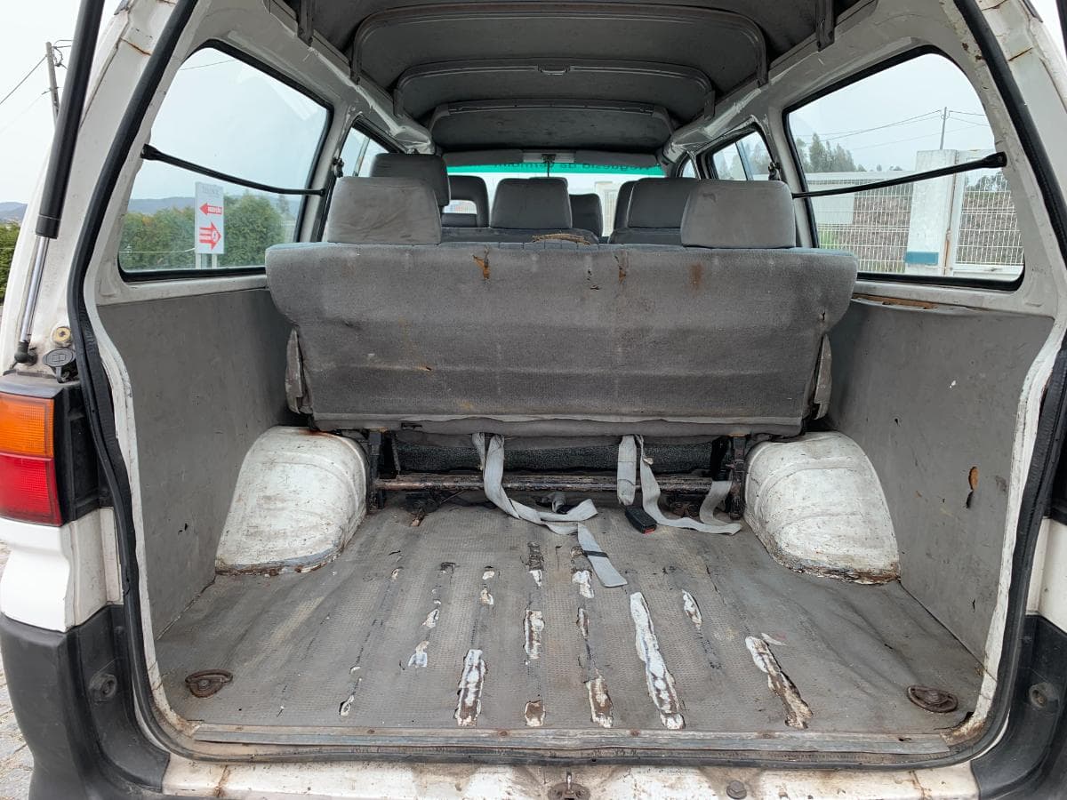 Mitsubishi L400 2500TD · Ano 1997 — image 9