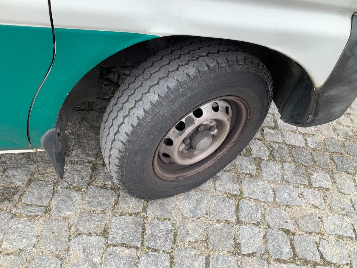 Mitsubishi L400 2500TD · Ano 1997 — image 13