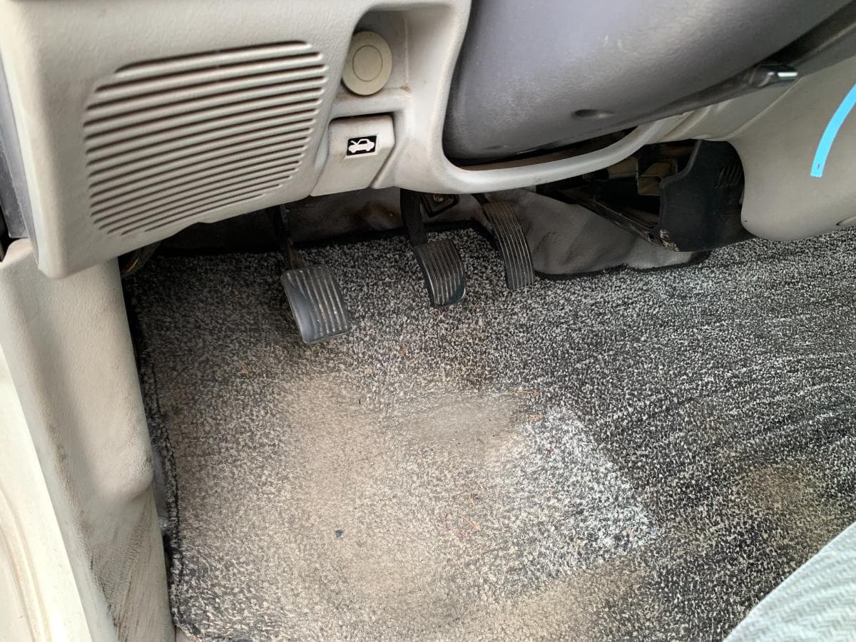 Mitsubishi L400 2500TD · Ano 1997 — image 25