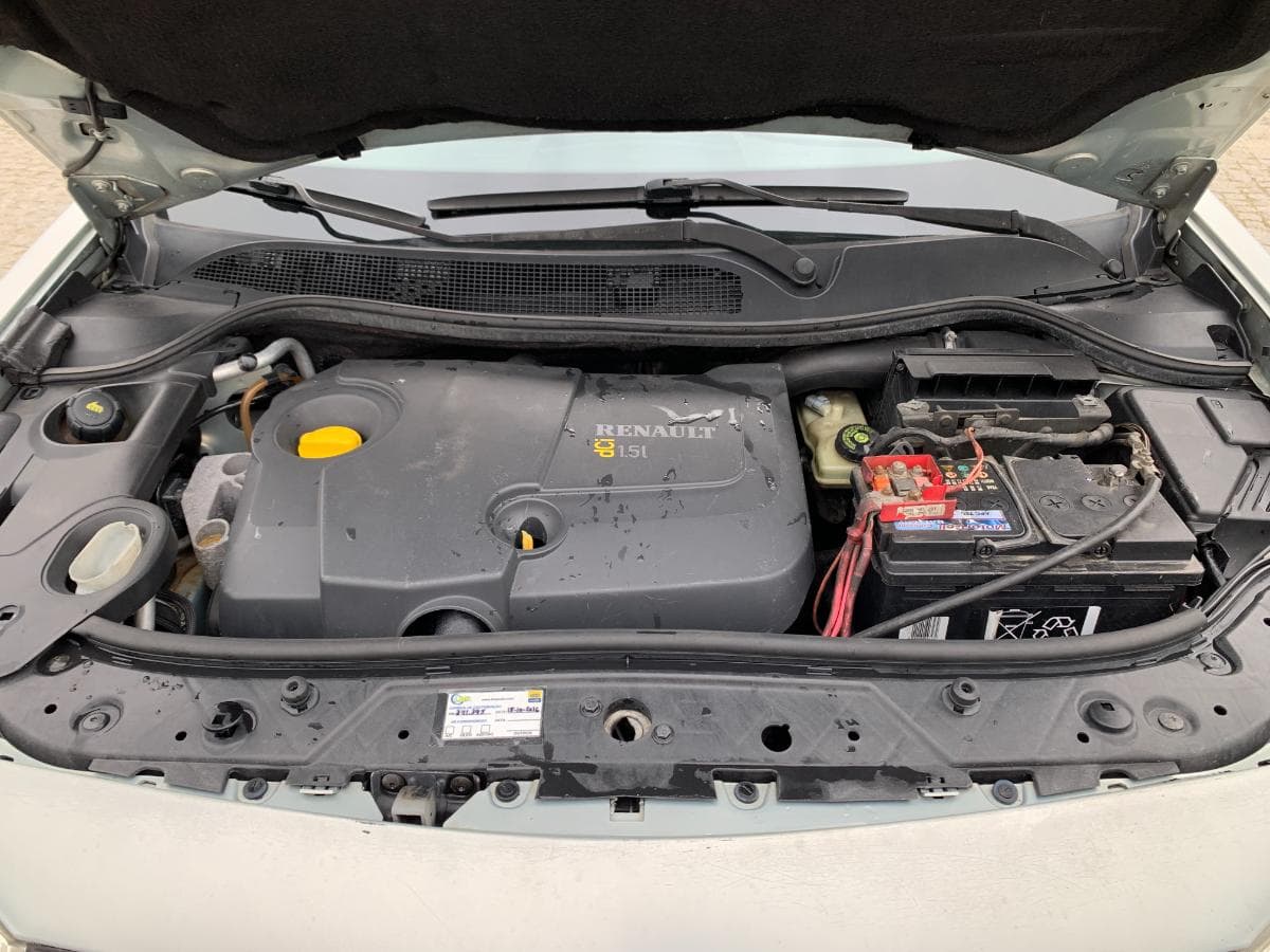 Renault Mégane 1.5 DCI · Ano 2004 — imagem 12