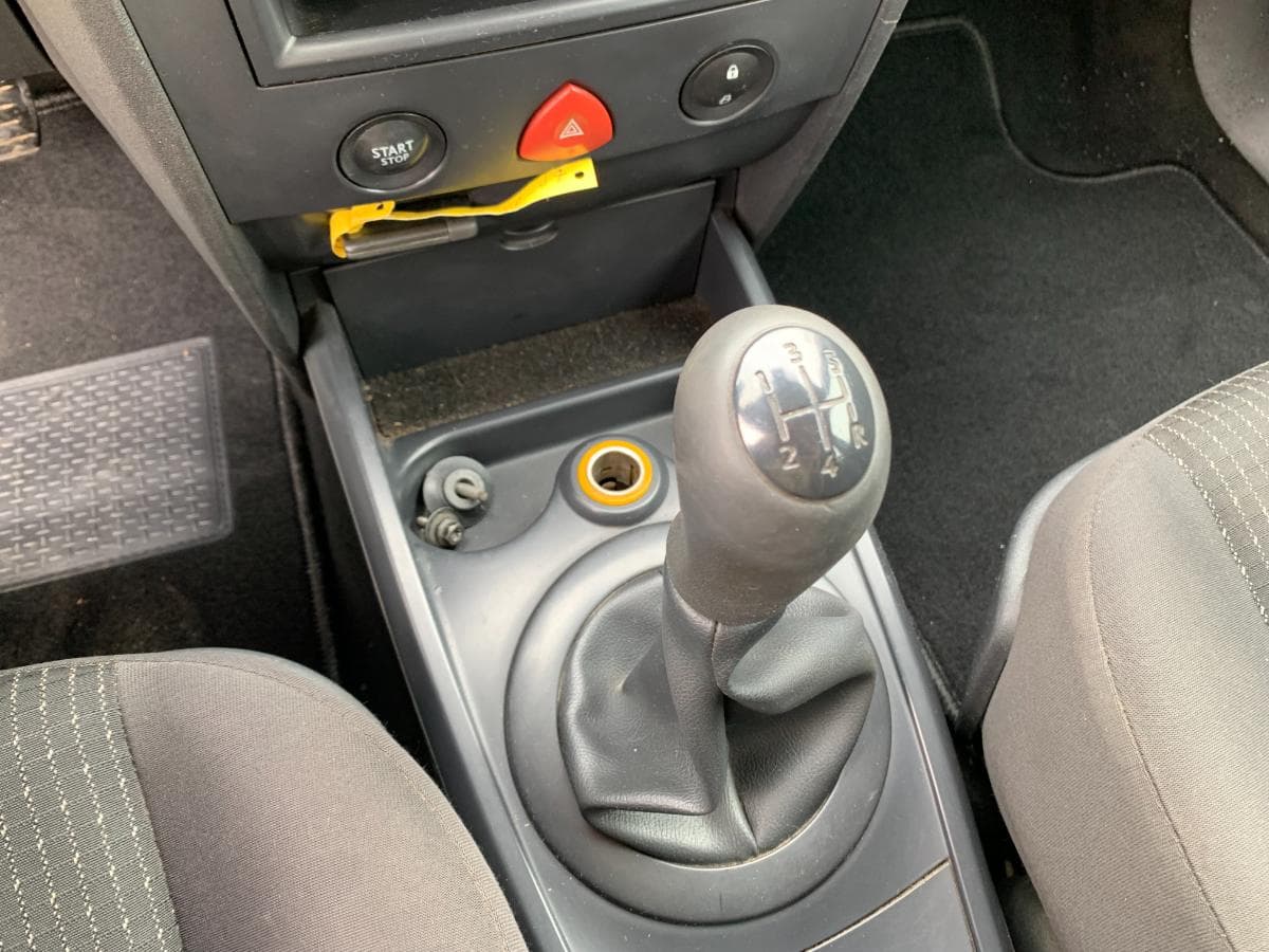 Renault Mégane 1.5 DCI · Ano 2004 — imagem 21