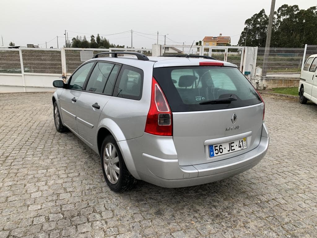 Renault Mégane 1.5 DCI · Ano 2008 — imagen 4