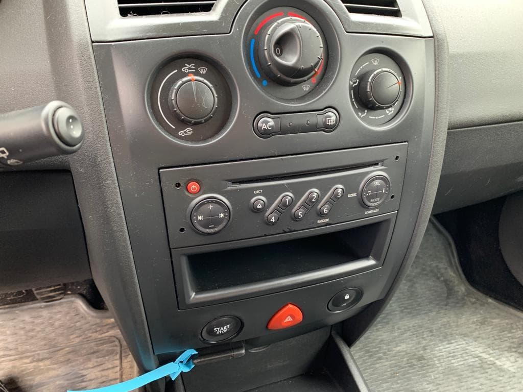 Renault Mégane 1.5 DCI · Ano 2008 — imagen 18