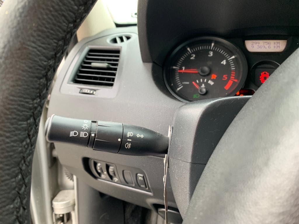 Renault Mégane 1.5 DCI · Ano 2008 — imagen 20