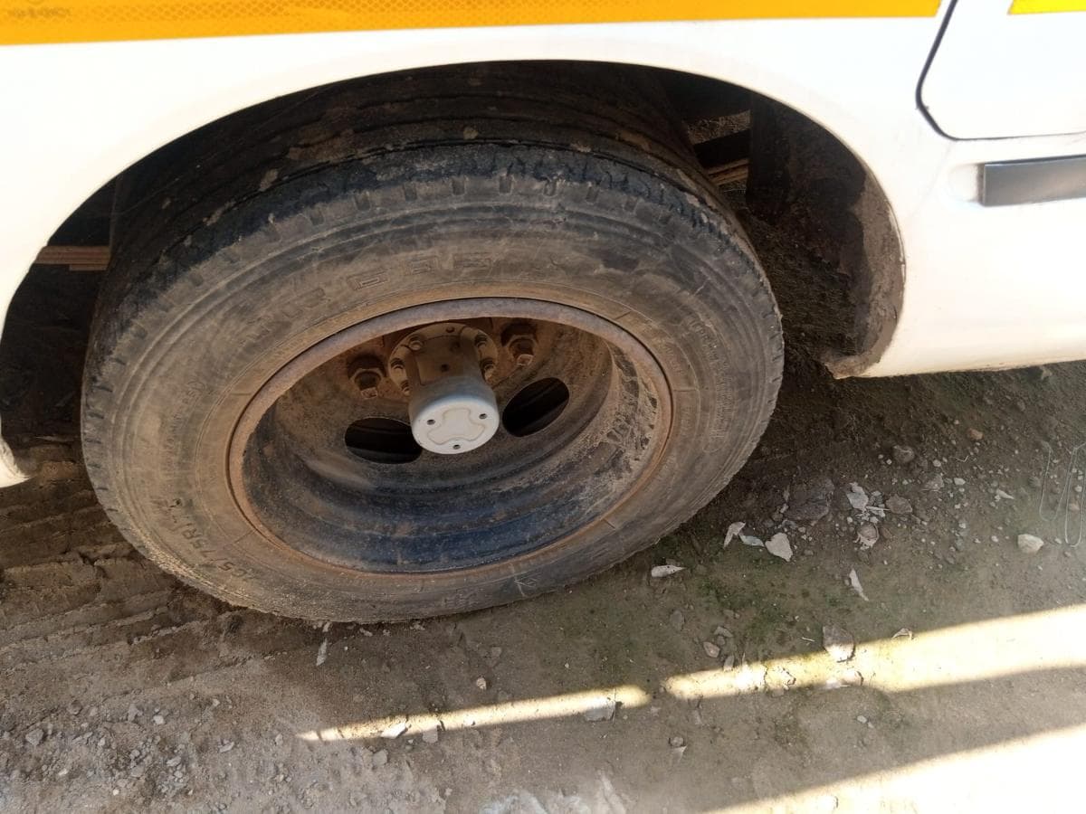 Toyota Coaster · — imagem 9