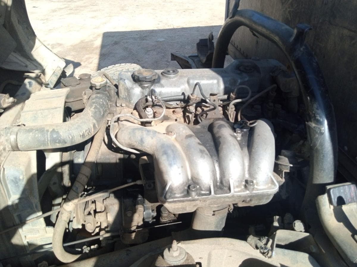Mitsubishi Canter · — imagem 7