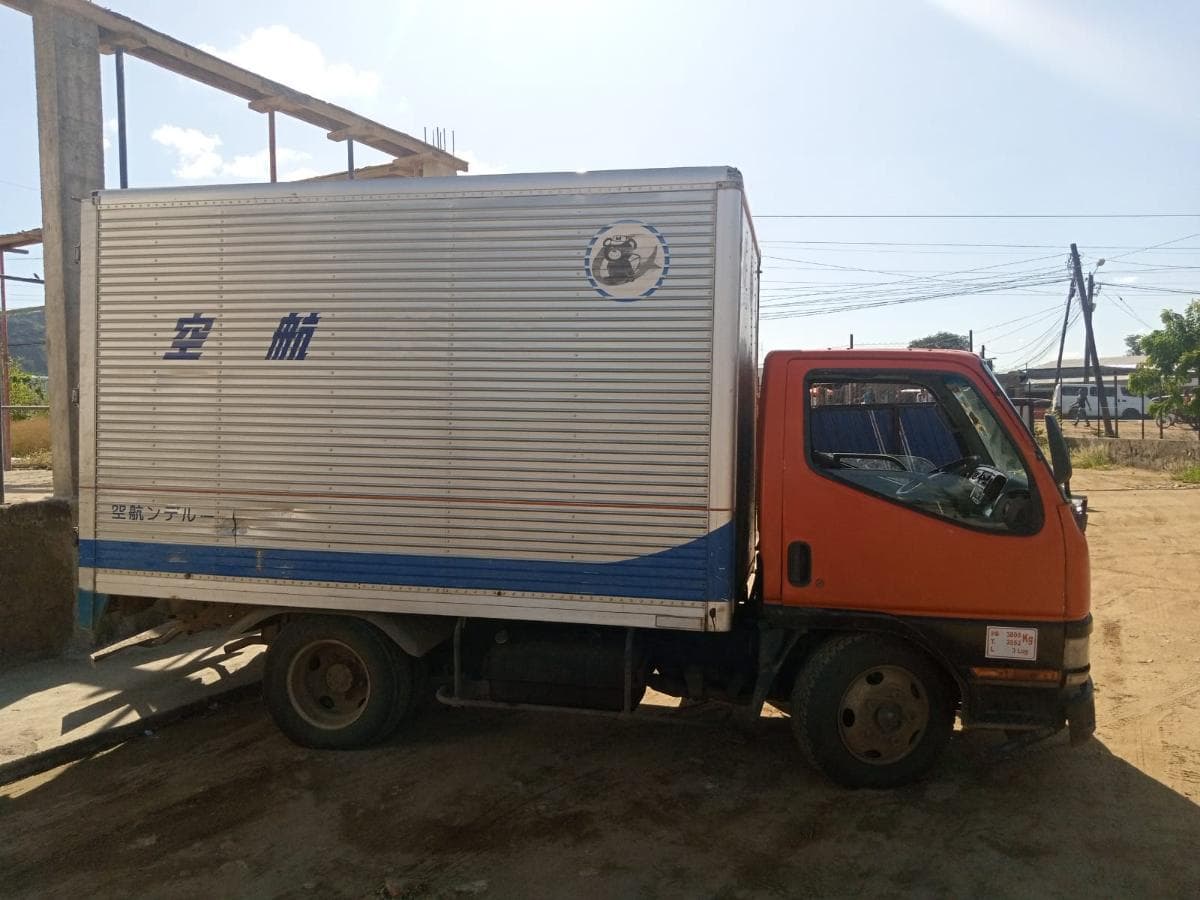 Mitsubishi Canter · — imagem 5