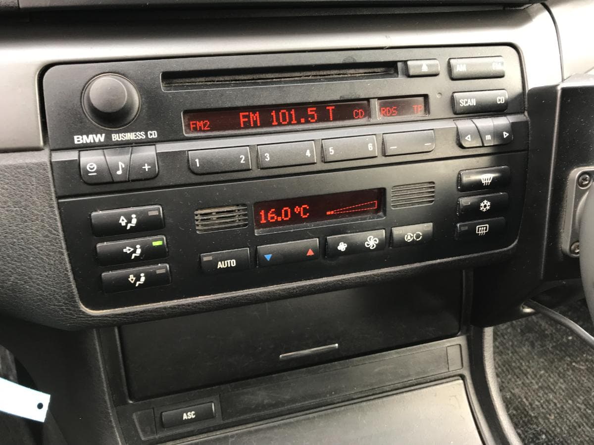 BMW 320D Touring · Ano 2001 — imagem 22