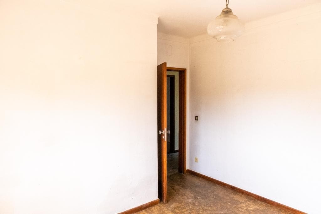 Moradia V3 (Reabilitação) · Abrantes, Santarém — image 14