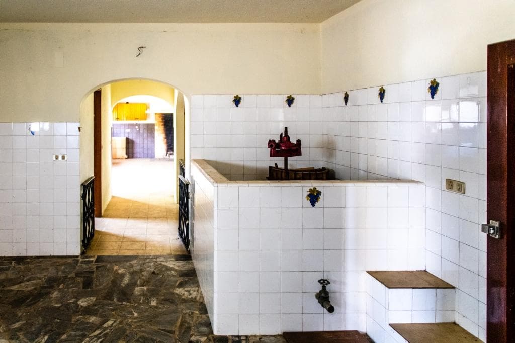 Moradia V3 (Reabilitação) · Abrantes, Santarém — image 23
