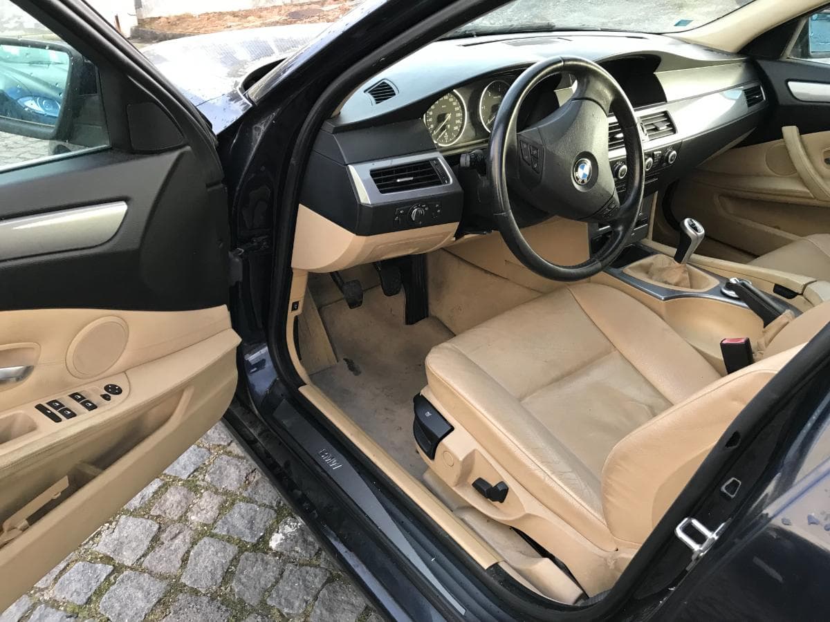 BMW 520D · Ano 2007 — imagem 18