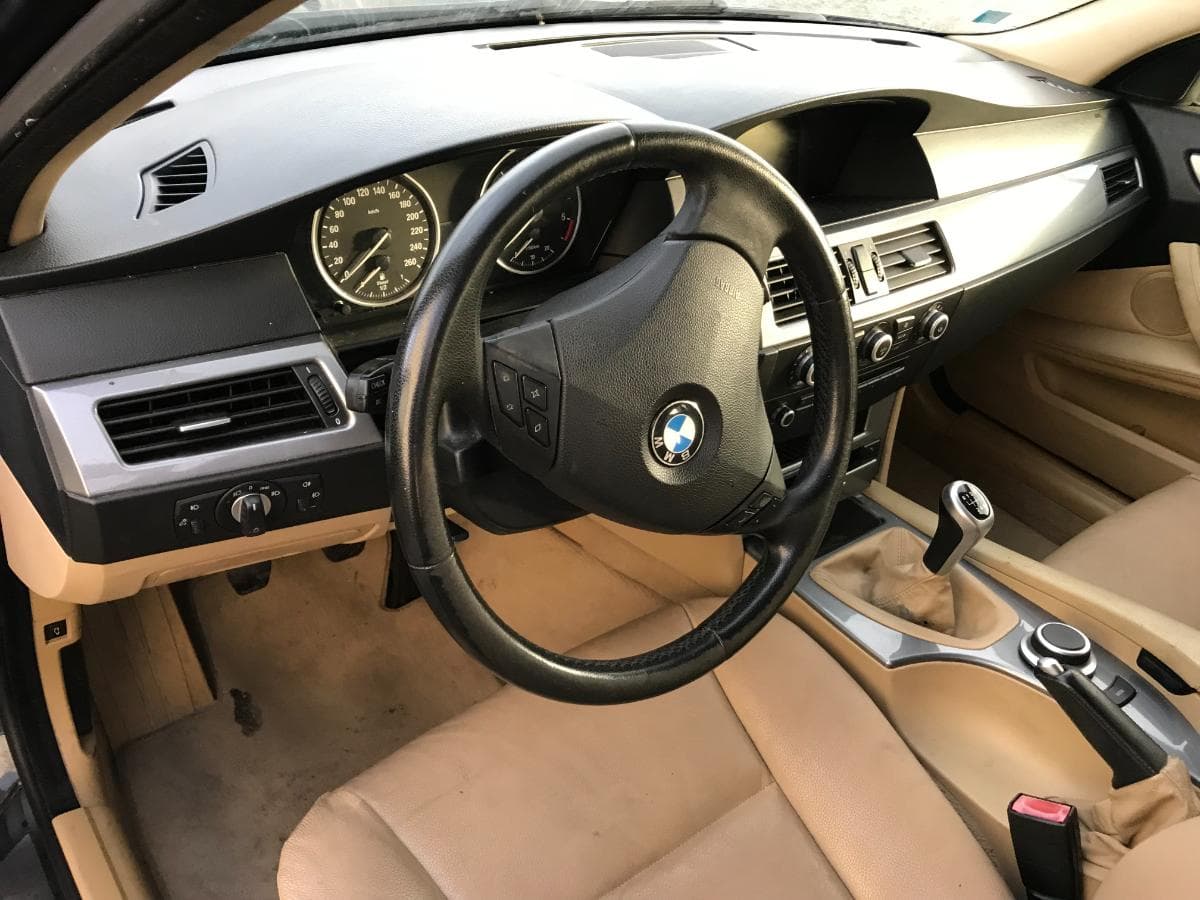 BMW 520D · Ano 2007 — imagem 22