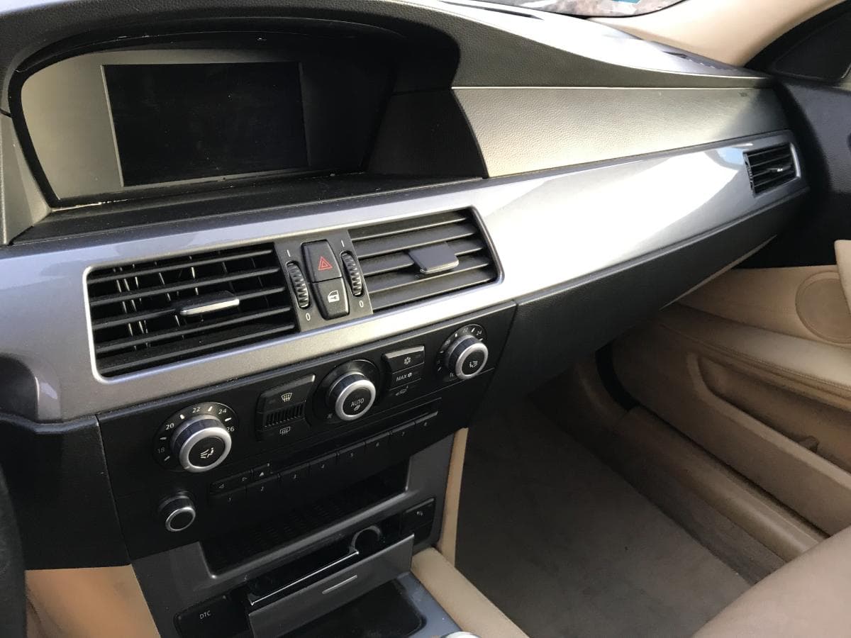 BMW 520D · Ano 2007 — imagem 24