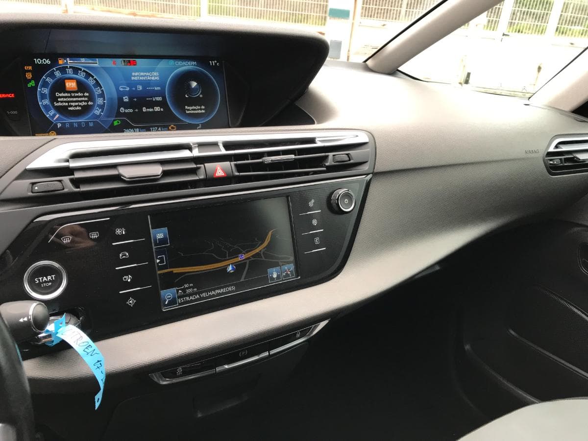 Citroën C4 Grand Picasso 1.6BlueHDI · Ano 2016 — imagem 23