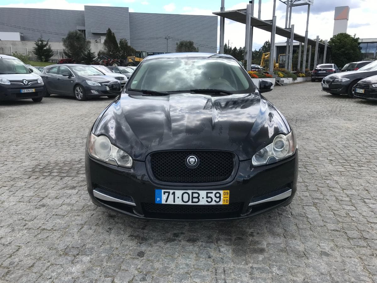 Jaguar XF 2.7D · Ano 2009 — image 2