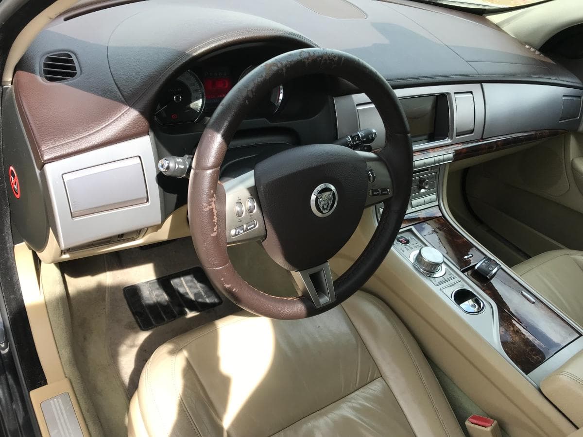 Jaguar XF 2.7D · Ano 2009 — image 27
