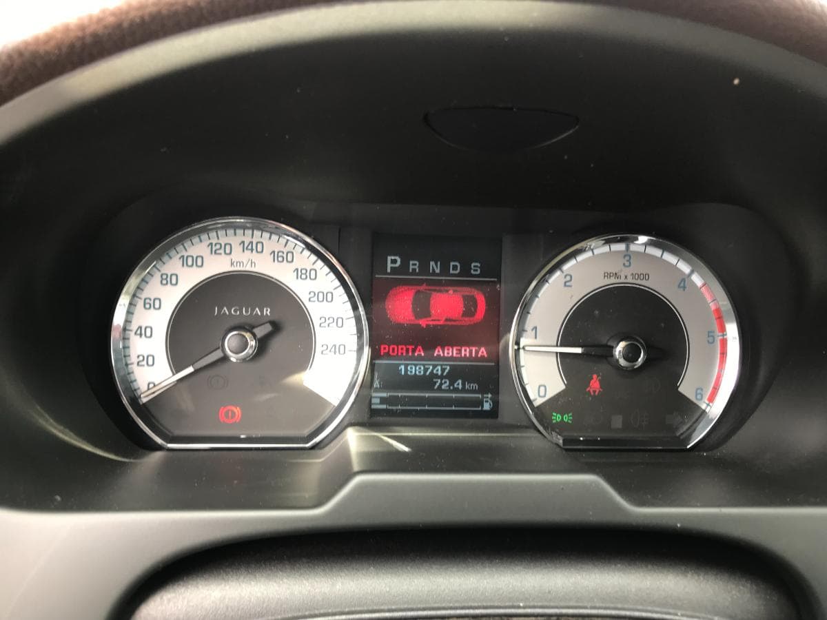 Jaguar XF 2.7D · Ano 2009 — image 29