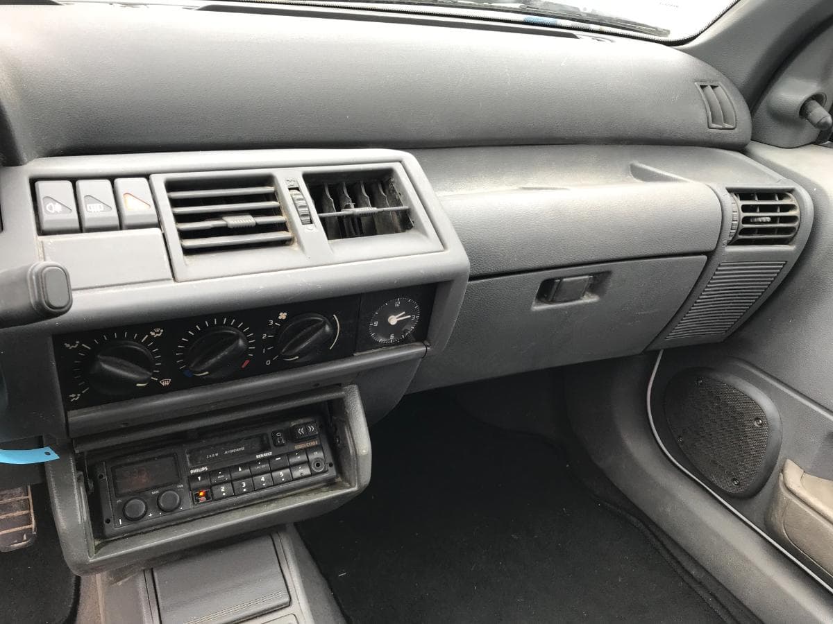 Renault Clio 1.9 D · Ano 1998 — imagen 26