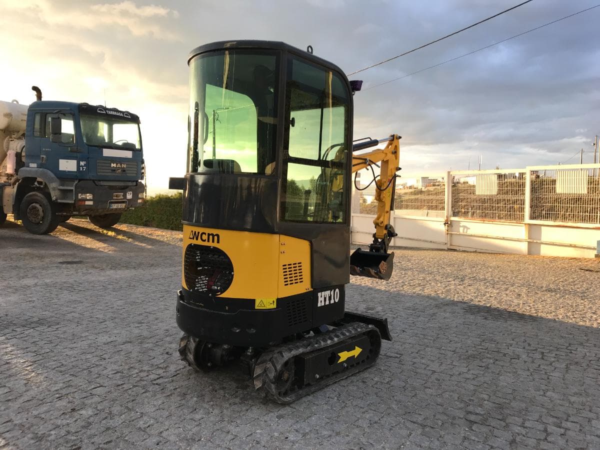 Mini Giratória WCM HT 10 · Ano 2021 — imagen 4