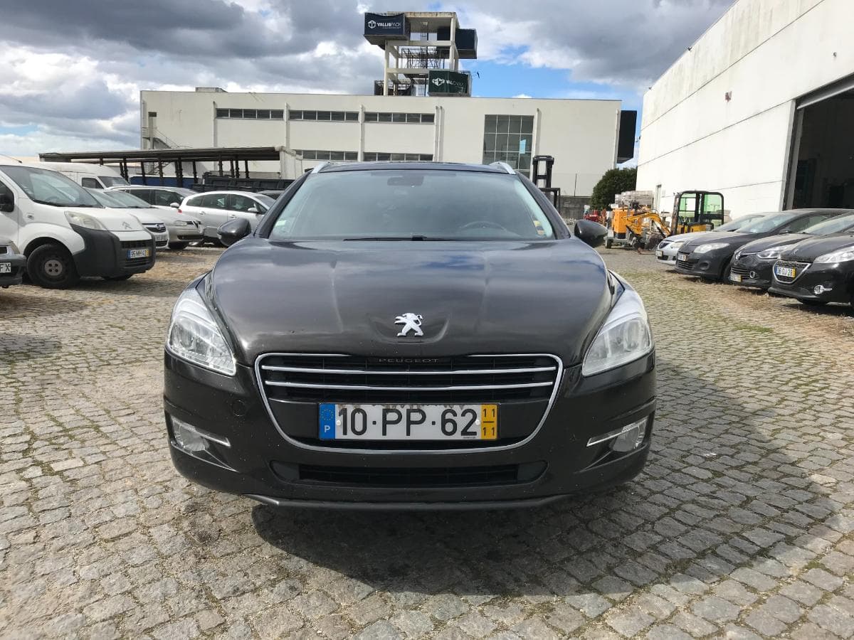 Peugeot 508 SW 1.6HDI · Ano 2011 — imagem 2