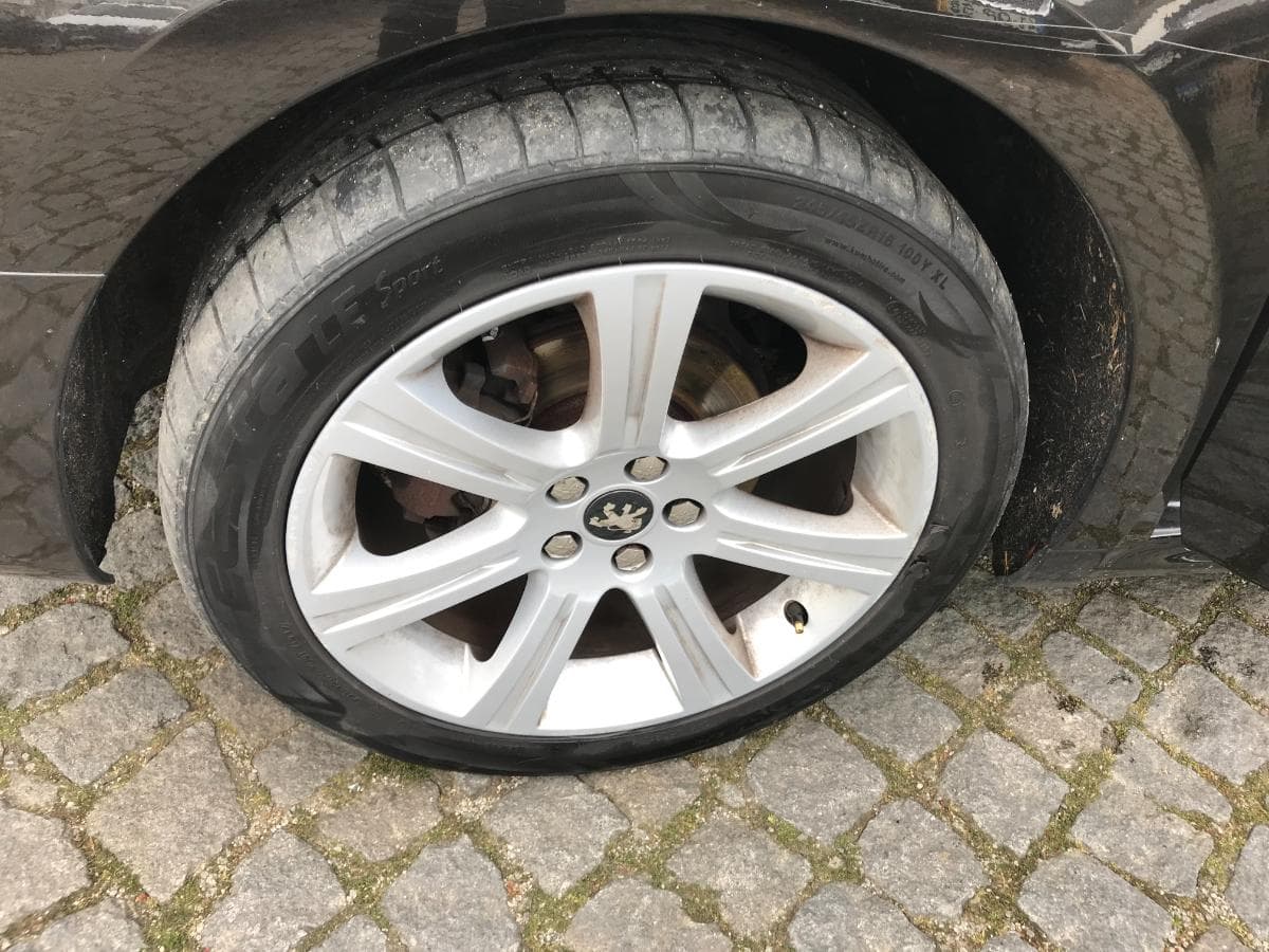 Peugeot 508 SW 1.6HDI · Ano 2011 — imagem 12