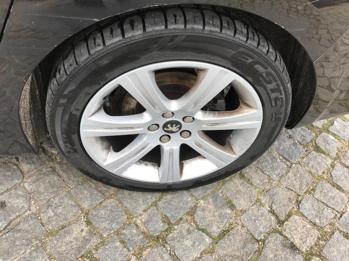 Peugeot 508 SW 1.6HDI · Ano 2011 — imagem 14