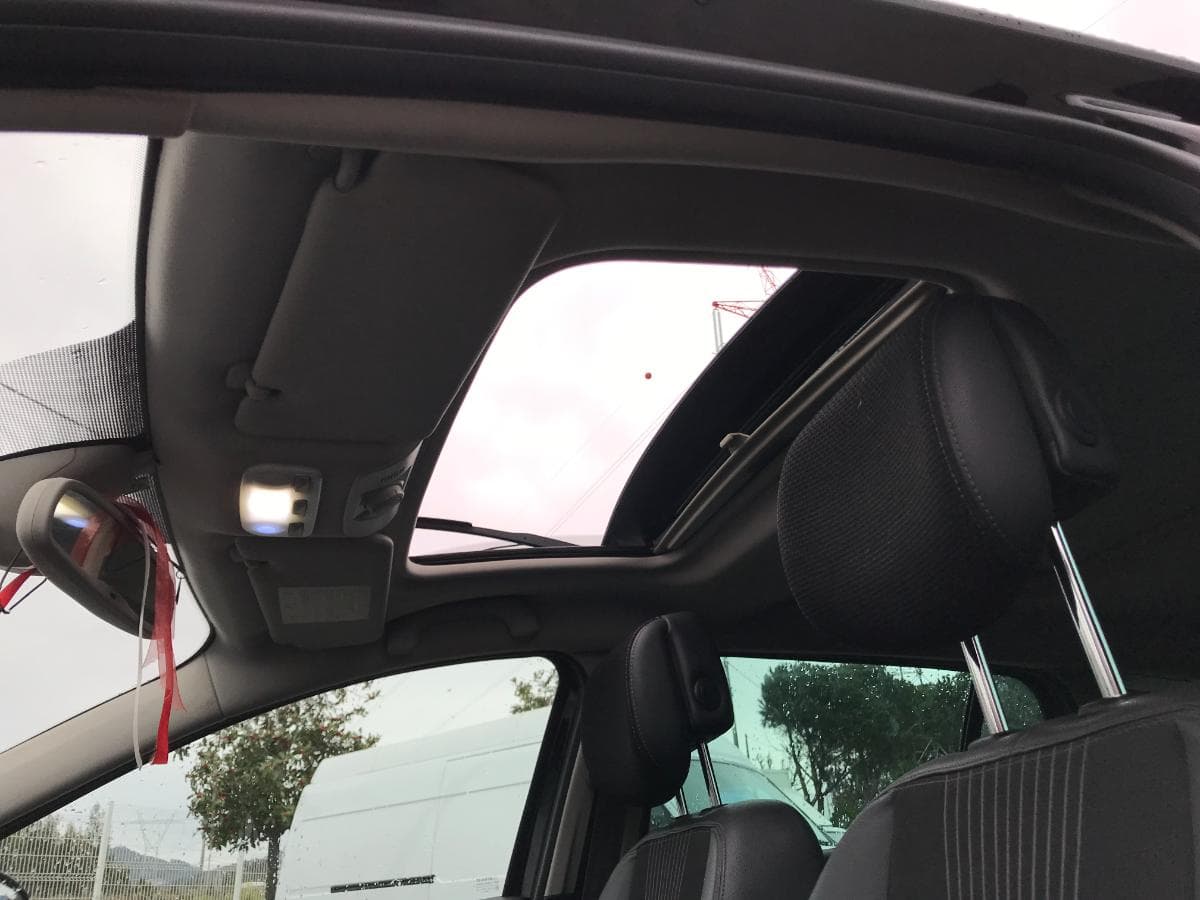 Renault Mégane 1.5DCI · Ano 2010 — imagem 16