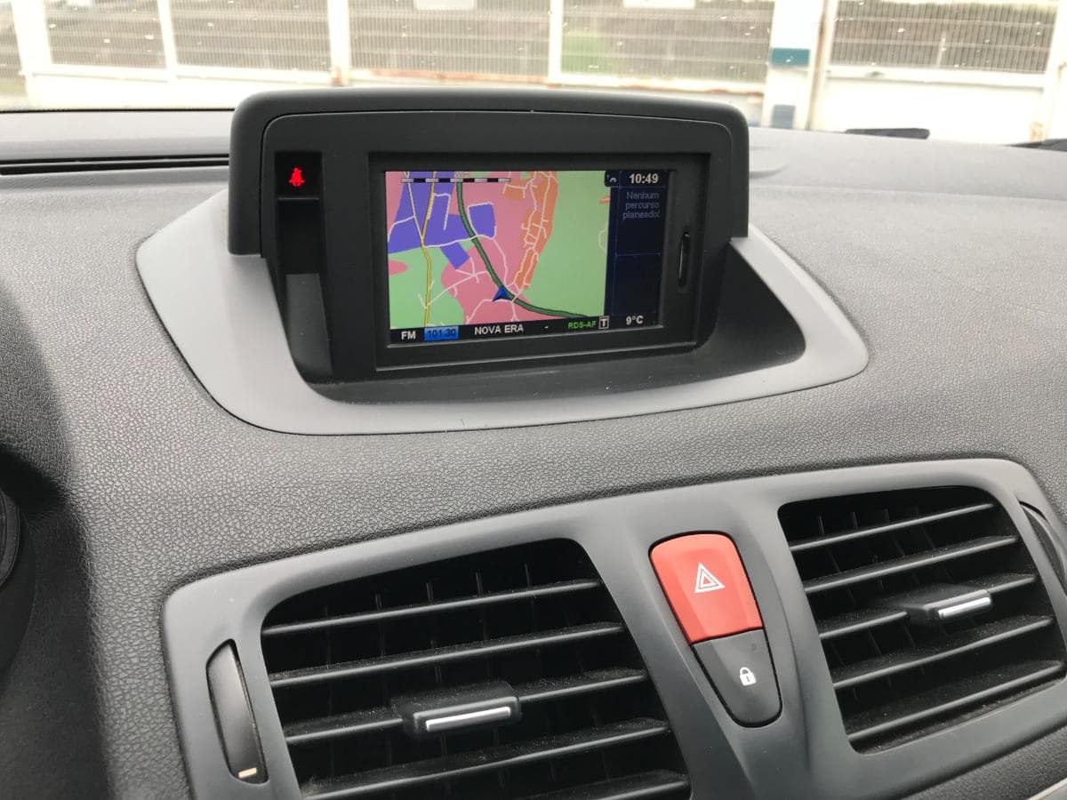 Renault Mégane 1.5DCI · Ano 2010 — imagem 23