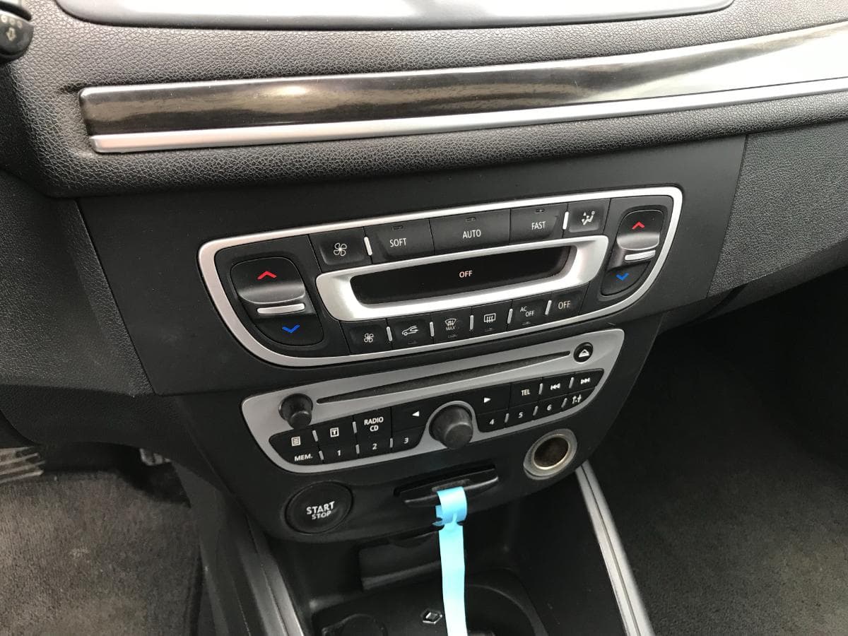 Renault Mégane 1.5DCI · Ano 2010 — imagem 24