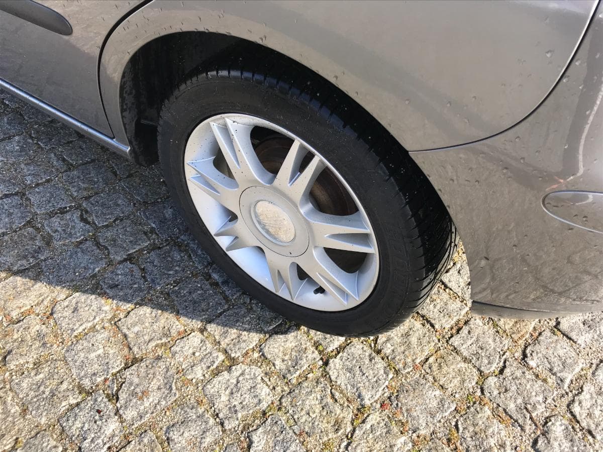 Seat Ibiza 1.4TDI · Ano 2005 — imagem 10