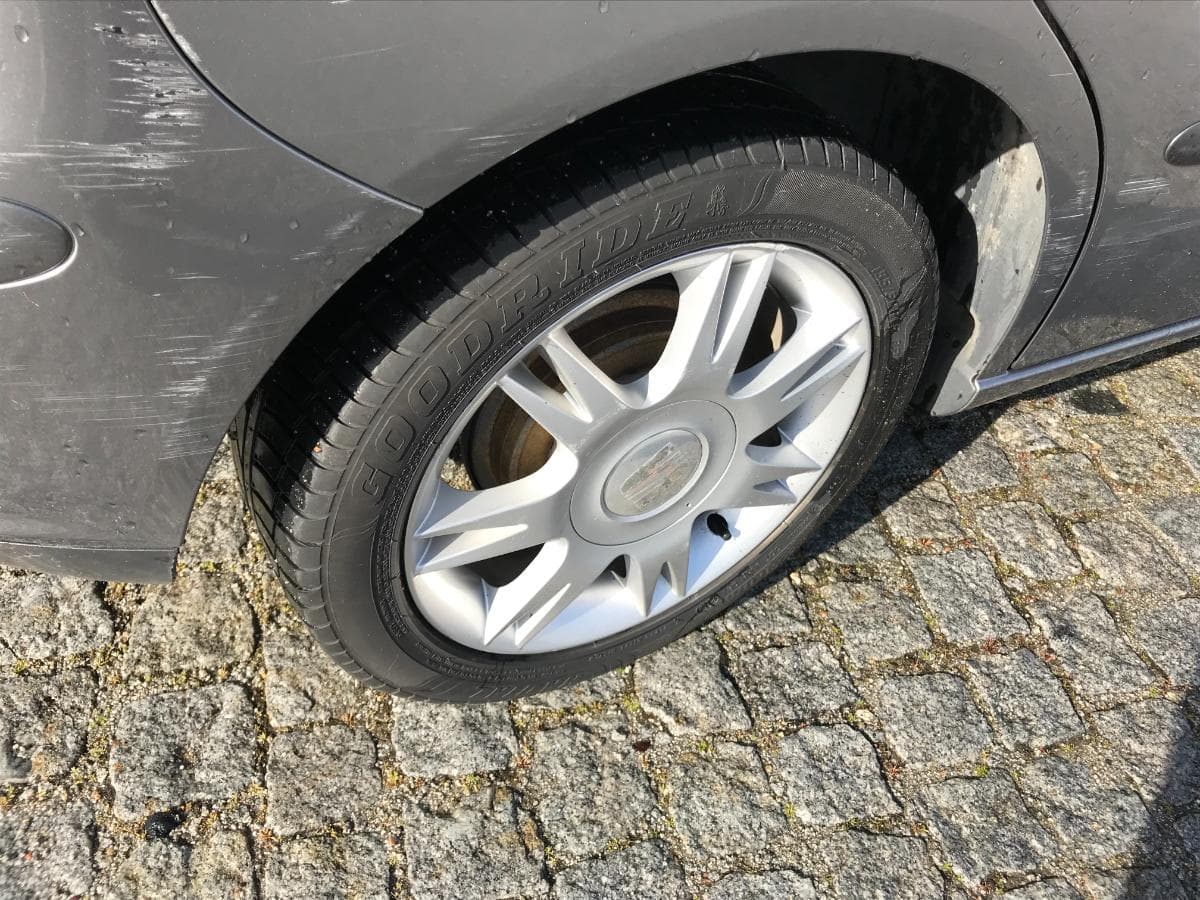 Seat Ibiza 1.4TDI · Ano 2005 — imagem 11