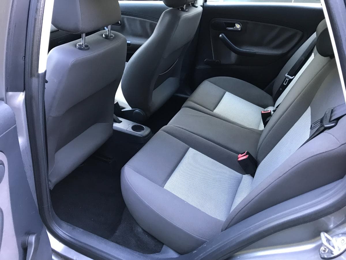 Seat Ibiza 1.4TDI · Ano 2005 — imagem 21