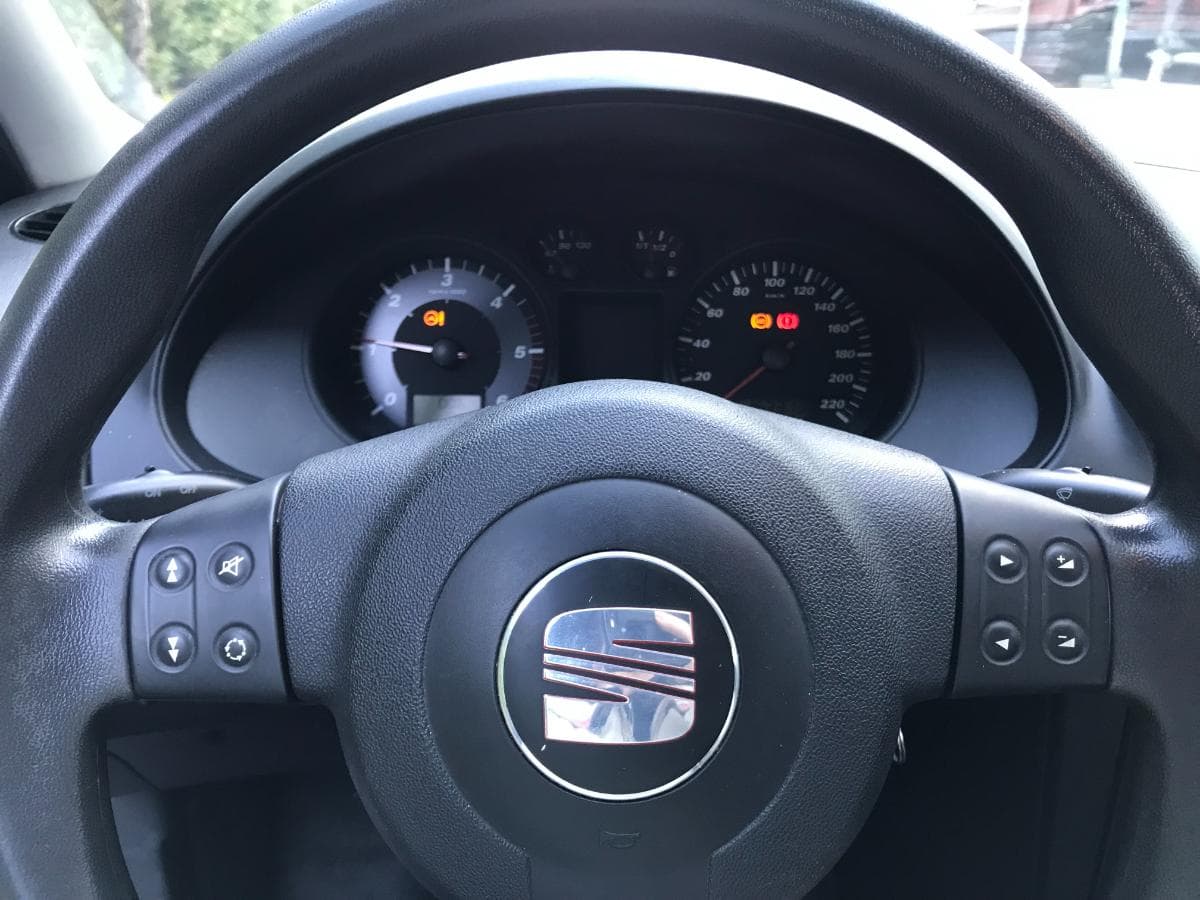Seat Ibiza 1.4TDI · Ano 2005 — imagem 31
