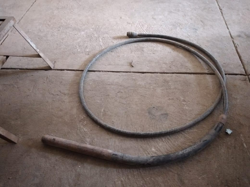 Bichas Vibratórias  · Cacuaco
