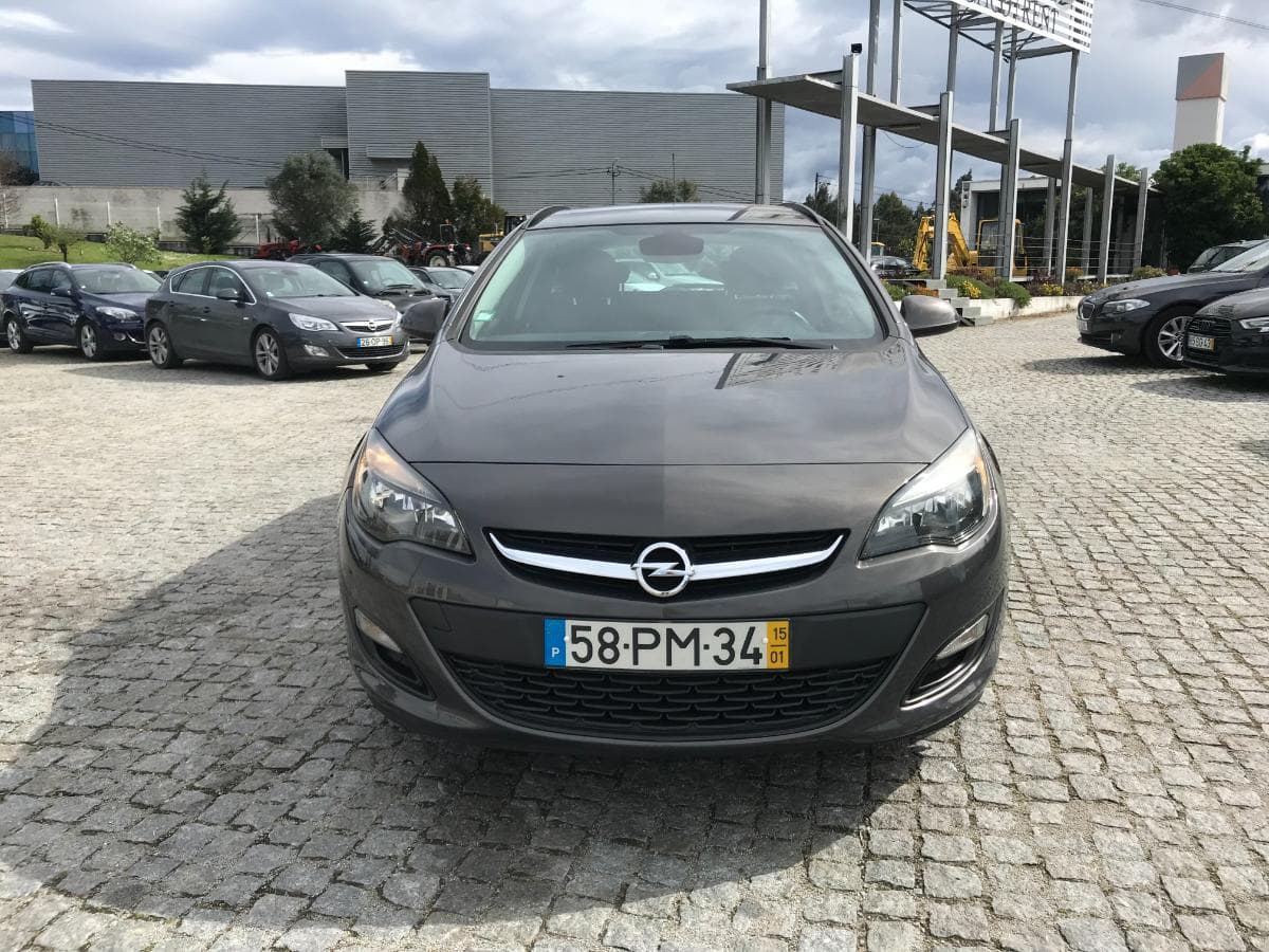 Opel Astra 1.6 CDTI · Ano 2015 — imagen 2