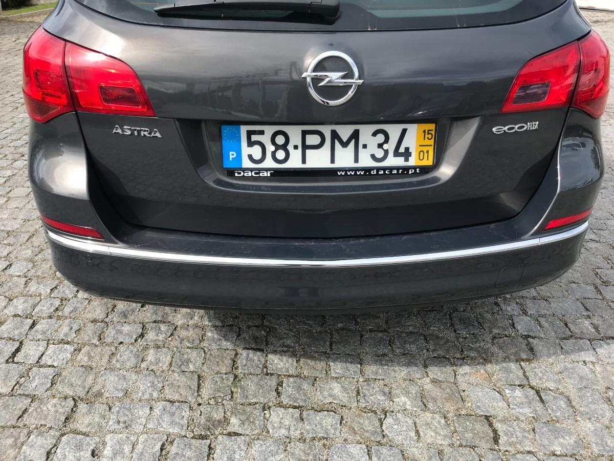 Opel Astra 1.6 CDTI · Ano 2015 — imagen 8
