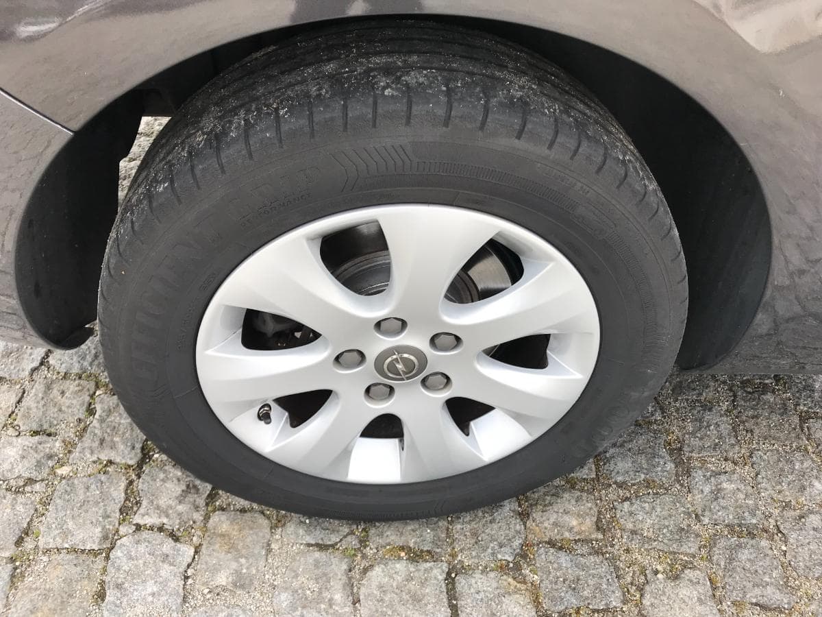 Opel Astra 1.6 CDTI · Ano 2015 — imagen 13