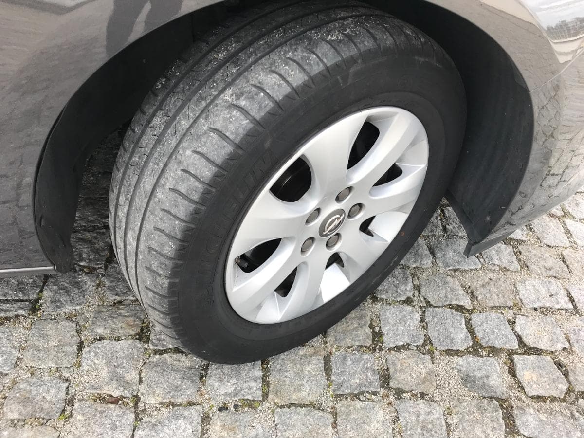 Opel Astra 1.6 CDTI · Ano 2015 — imagen 14