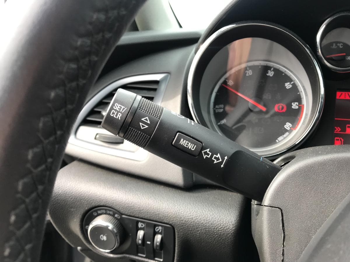 Opel Astra 1.6 CDTI · Ano 2015 — imagen 20