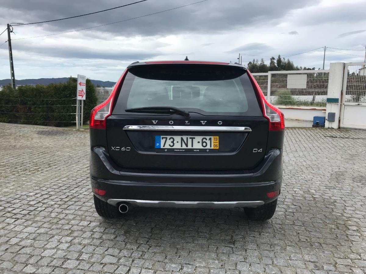 Volvo XC60 2.0D4 · Motor 5 Cilindros · Ano 2013 — imagem 5