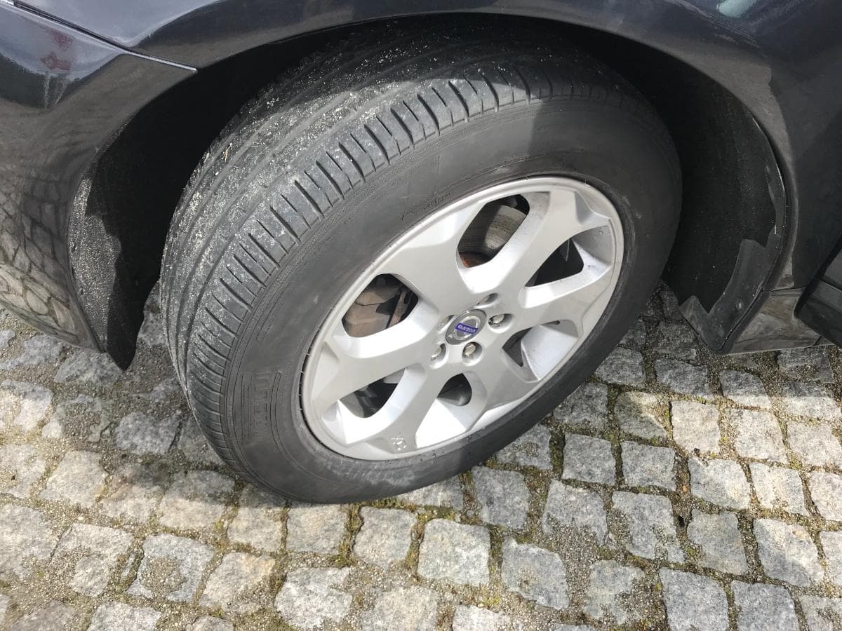 Volvo XC60 2.0D4 · Motor 5 Cilindros · Ano 2013 — imagem 12