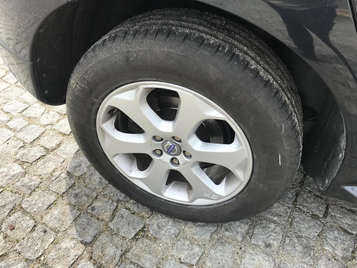 Volvo XC60 2.0D4 · Motor 5 Cilindros · Ano 2013 — imagem 14