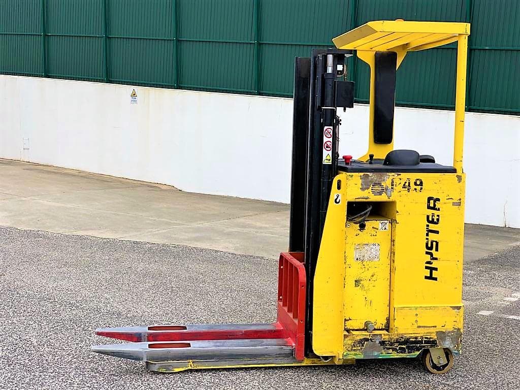 Porta paletes Stacker Hyster