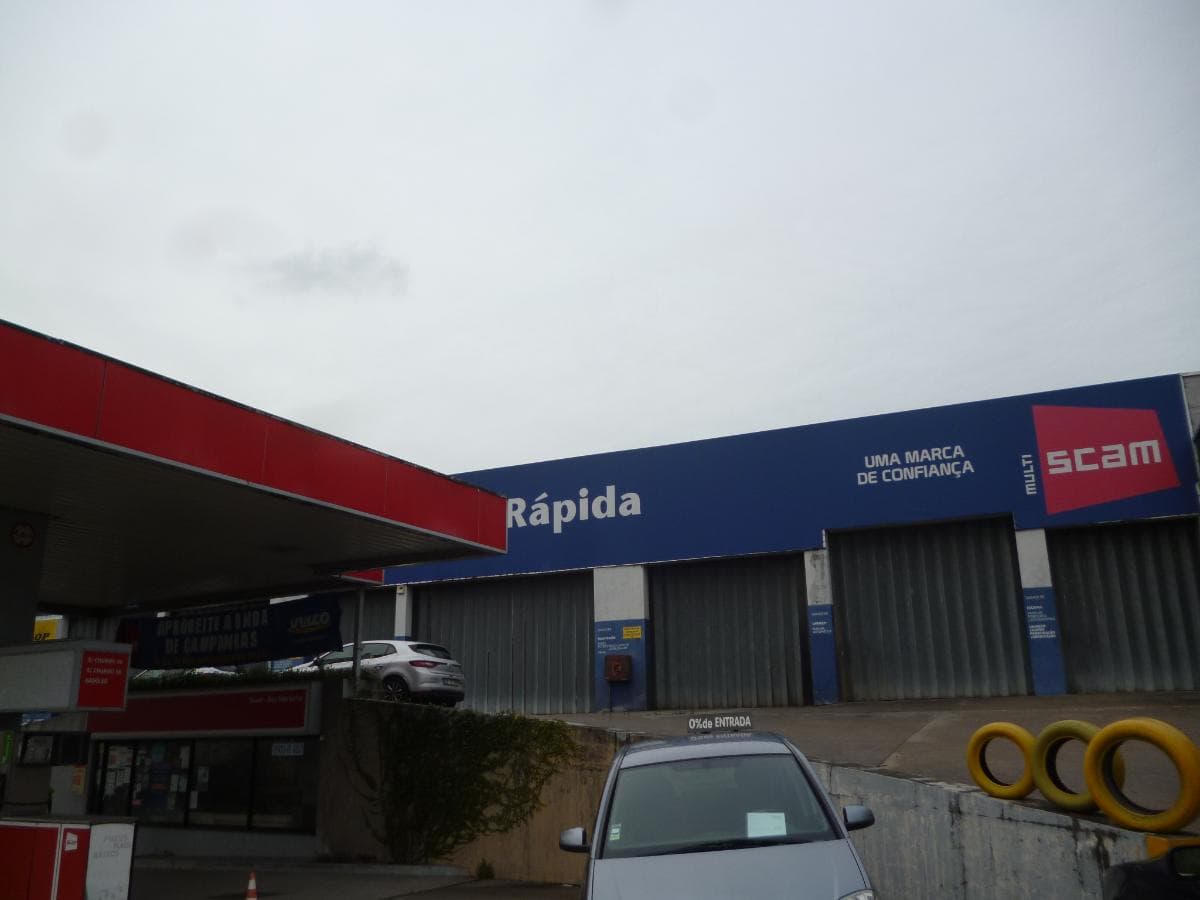 Estação de Serviço (Posto SCAM) · Posto de Combustível · Loja de Conveniência · Santo Tirso — imagen 51