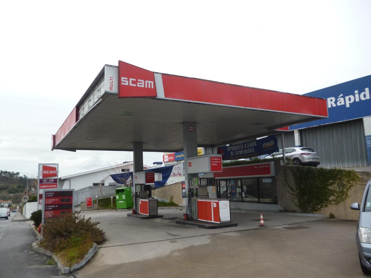Estação de Serviço (Posto SCAM) · Posto de Combustível · Loja de Conveniência · Santo Tirso — imagen 41