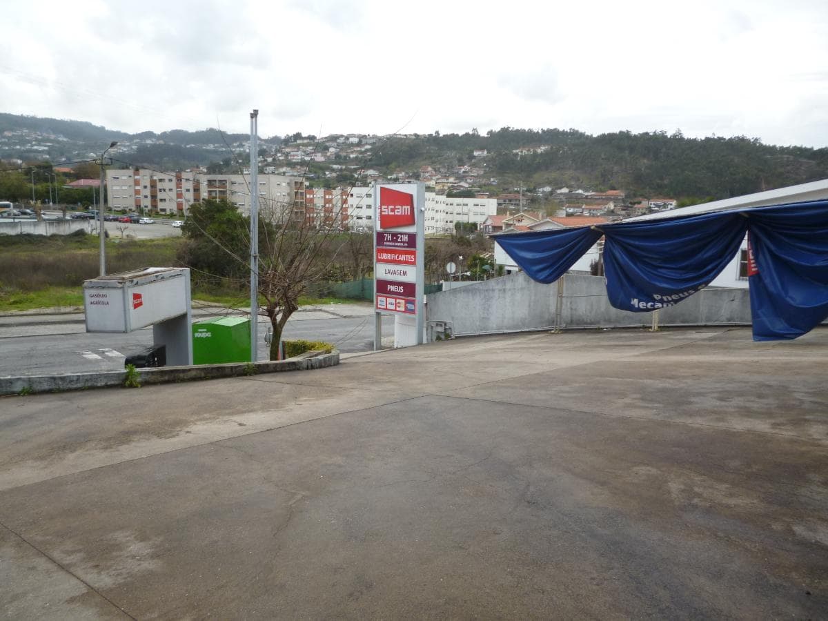 Estação de Serviço (Posto SCAM) · Posto de Combustível · Loja de Conveniência · Santo Tirso — imagen 61